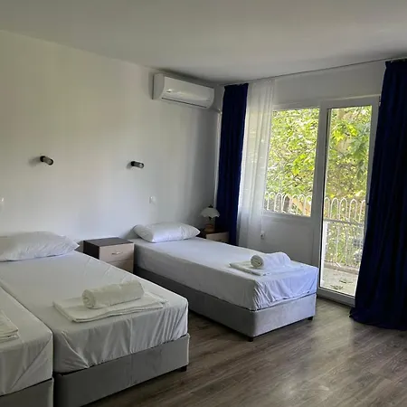 Отель морска база даскалов # Daskalov Seaside *