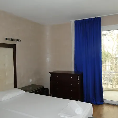 морска база даскалов # Daskalov Seaside Szálloda Szent Konstantin és Elena